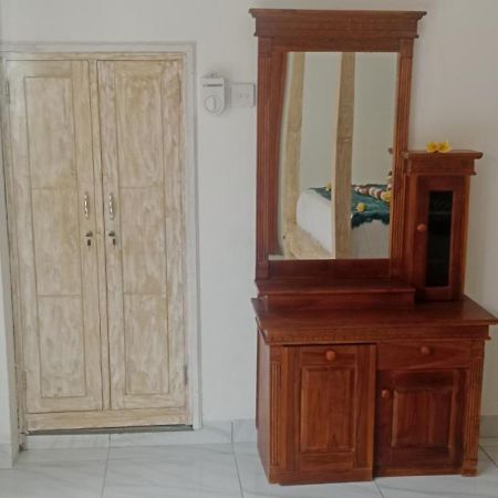 Beten Enjung Home Stay&Waroeng Amed Zewnętrze zdjęcie
