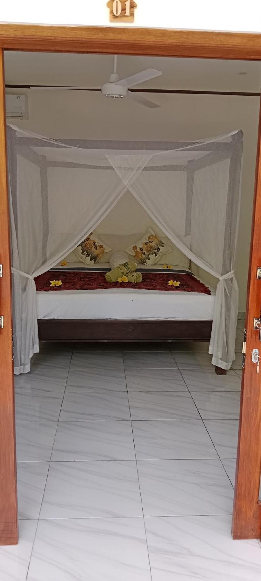 Beten Enjung Home Stay&Waroeng Amed Zewnętrze zdjęcie