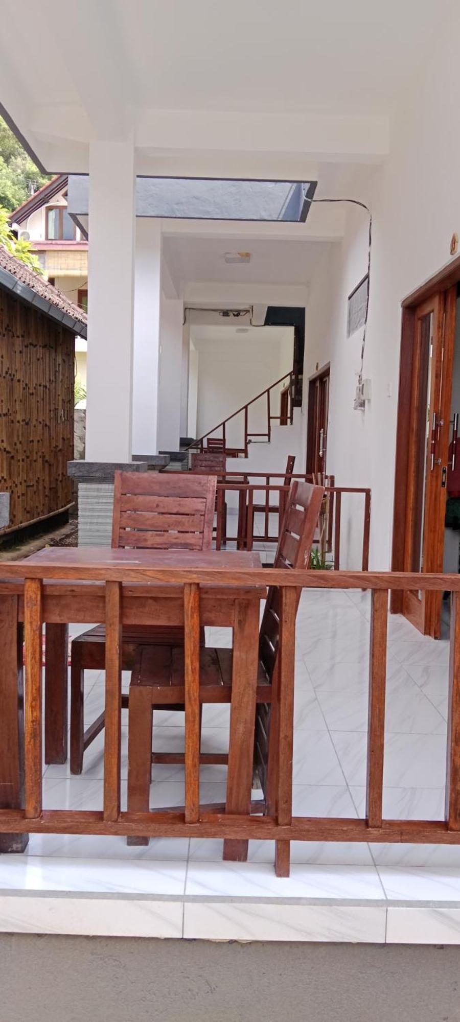 Beten Enjung Home Stay&Waroeng Amed Zewnętrze zdjęcie