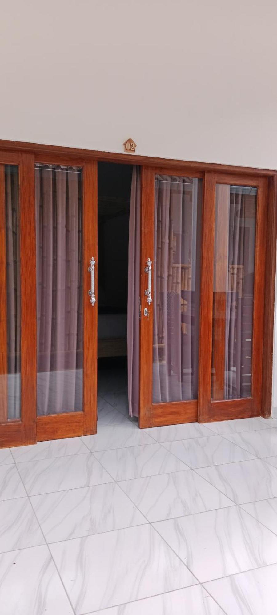Beten Enjung Home Stay&Waroeng Amed Zewnętrze zdjęcie