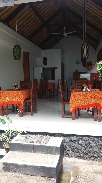 Beten Enjung Home Stay&Waroeng Amed Zewnętrze zdjęcie