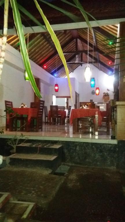 Beten Enjung Home Stay&Waroeng Amed Zewnętrze zdjęcie